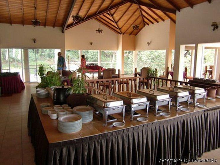 Senani Hotel Kandy Eksteriør bilde