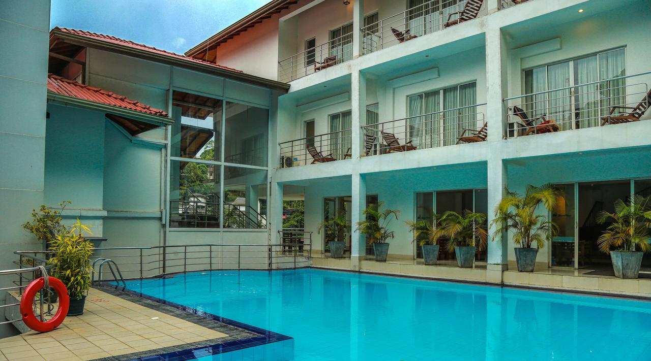 Senani Hotel Kandy Eksteriør bilde