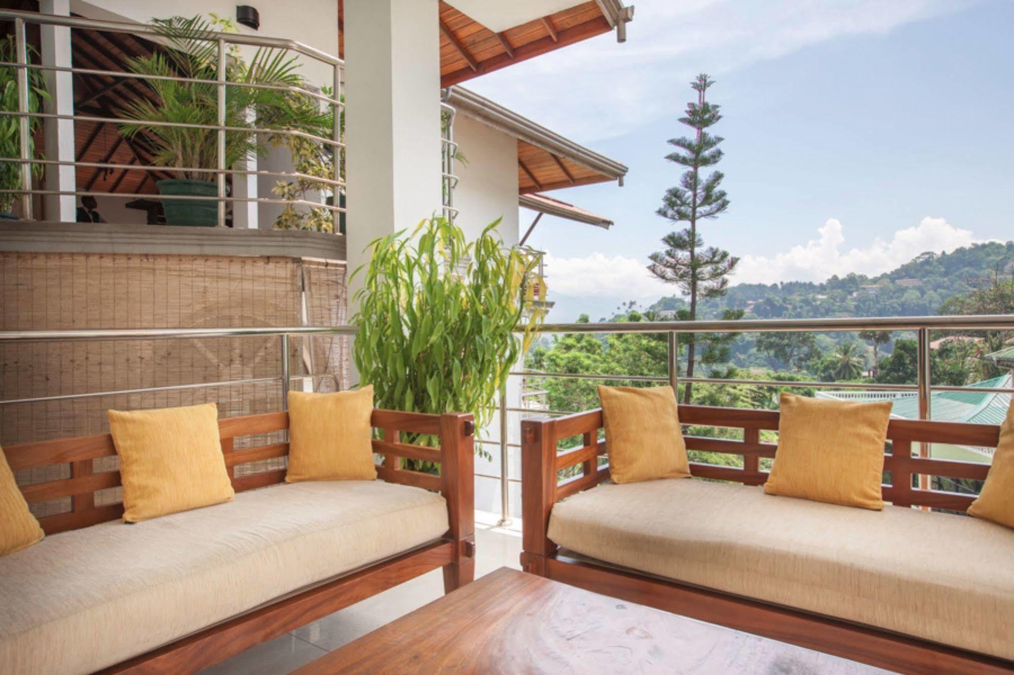Senani Hotel Kandy Eksteriør bilde